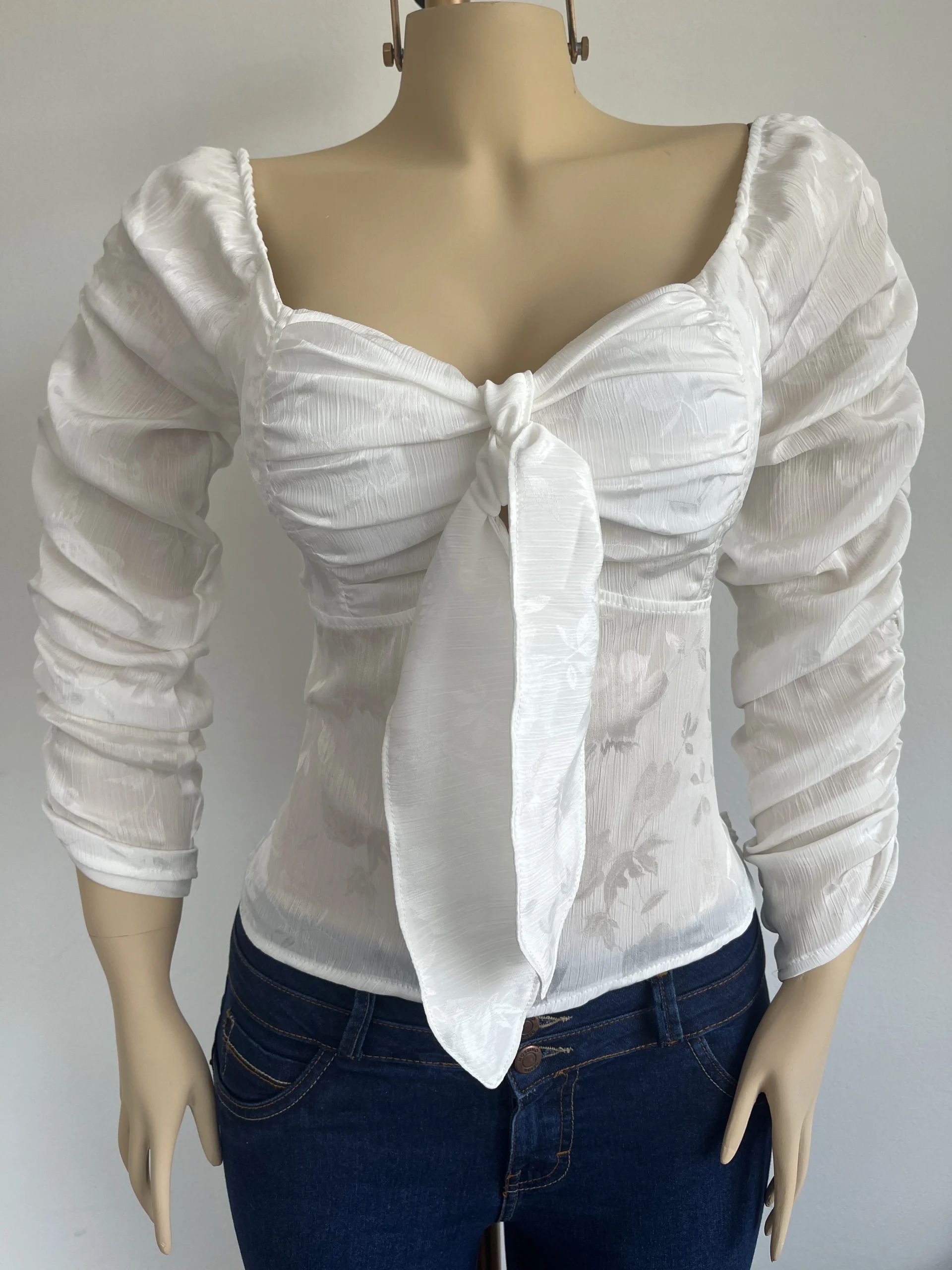 Blusa Naty Corset con Lazo Grande y Mangas Fruncidas Beis - Imagen 5