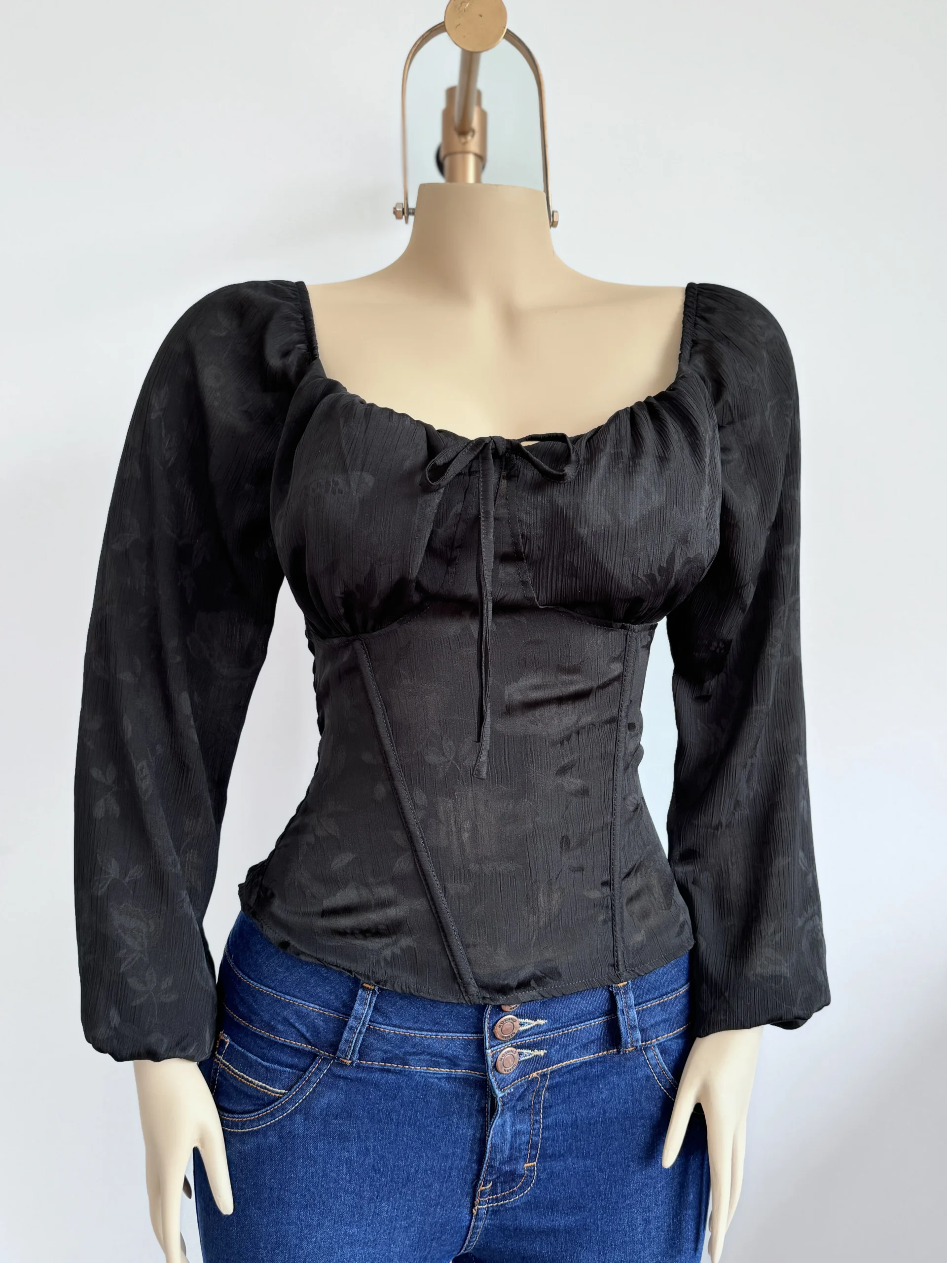 Blusa Corset Mariela con Mangas Largas y Lazo Frontal (copia) - Imagen 3